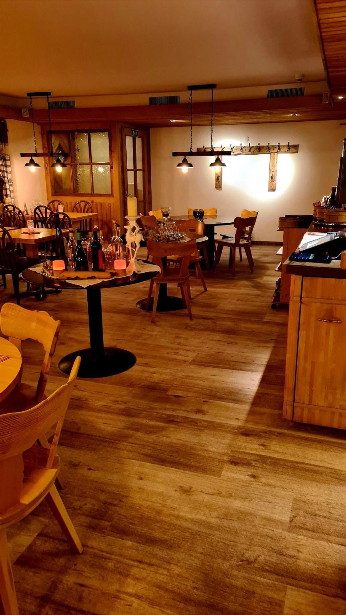 Hotel Mira Sedrun Ngoại thất bức ảnh