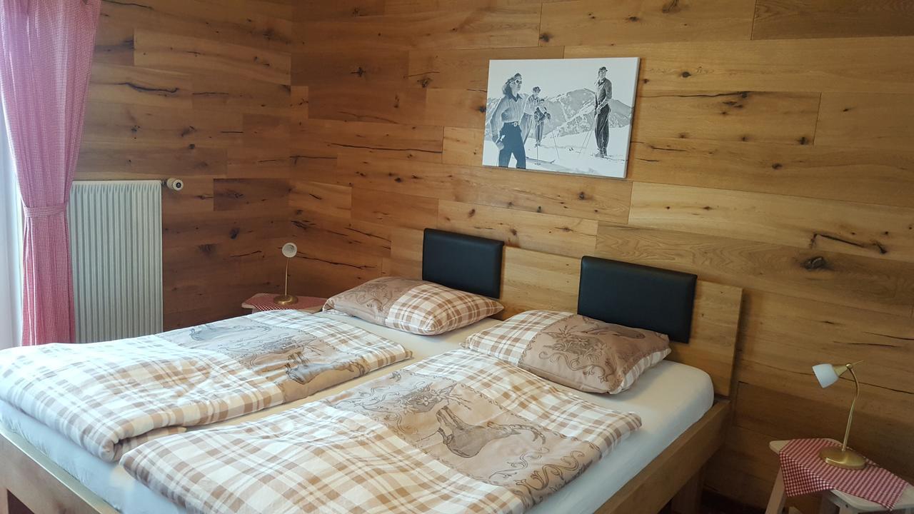 Hotel Mira Sedrun Ngoại thất bức ảnh