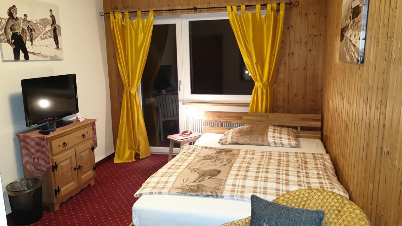 Hotel Mira Sedrun Ngoại thất bức ảnh